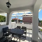 Otel Lilia 2 Family