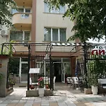 Otel Lilia 2 Family Primorsko