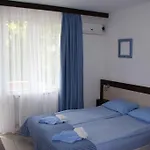 Otel Lilia 2 Family
