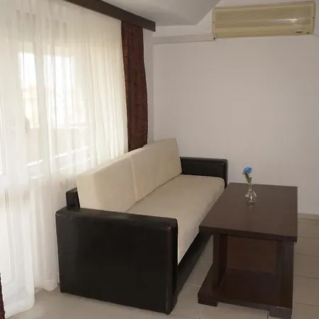 Lilia 2 Family 2* Primorszko