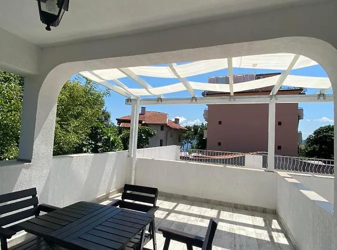 Lilia 2 Family Primorszko