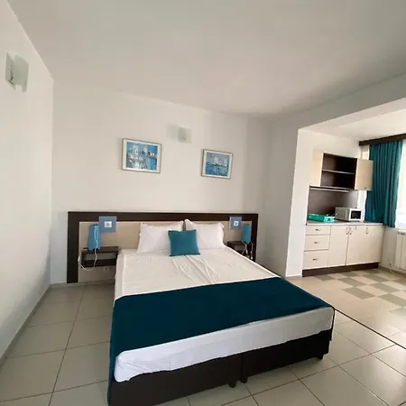 Otel Lilia 2 Family 2*