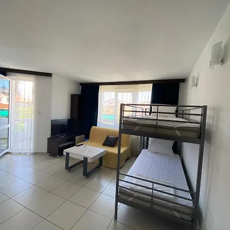 Lilia 2 Hotel