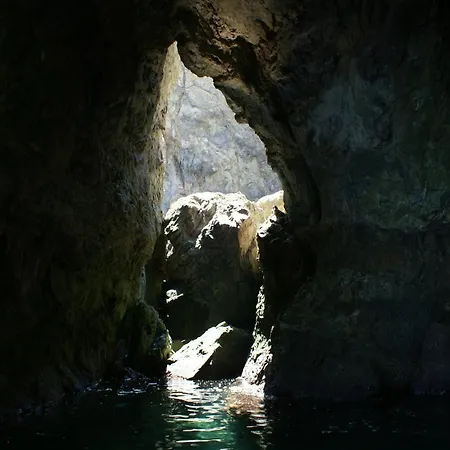 Otel Lilia 2 Family Primorsko